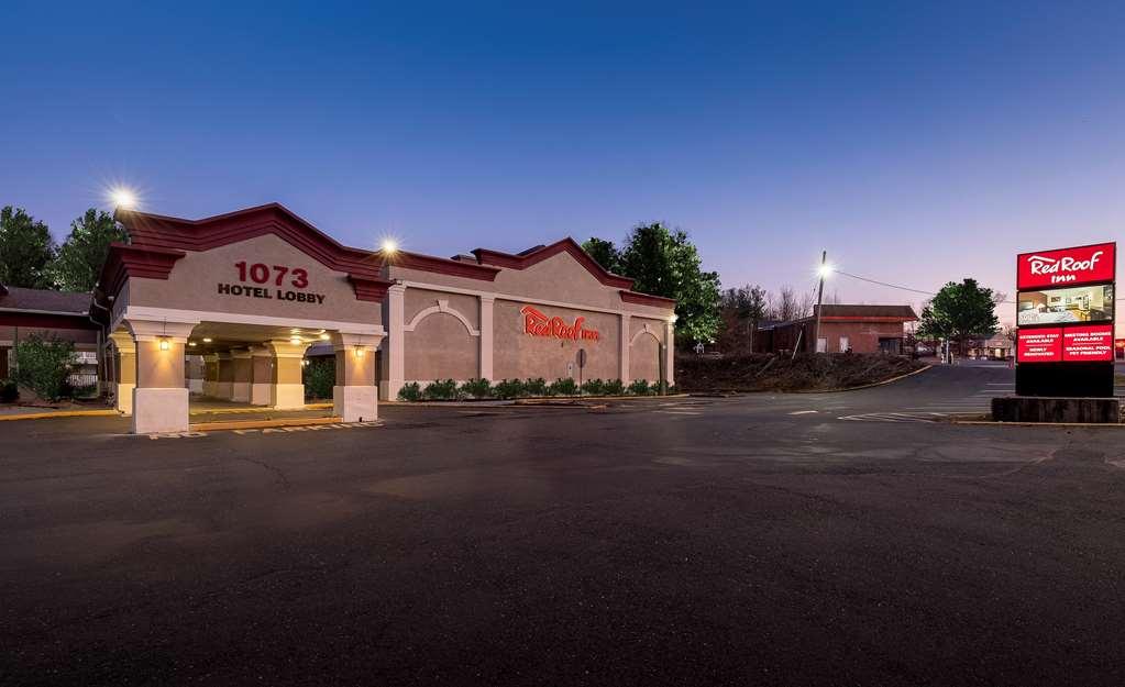 Hometowne Studios By Red Roof Bordentown - Mcguire Afb Kültér fotó